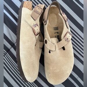 Birkenstock Beige Suede Sandals